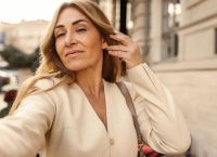 Γιατί η εμμηνόπαυση είναι ο «σιωπηλός» αγώνας για έλεγχο και ισορροπία