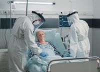 Γρίπη και COVID-19: 3 θάνατοι από γρίπη και 2 από κορωνοϊό σε μία εβδομάδα