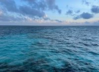 Taam Ja’: Η βαθύτερη μπλε τρύπα του κόσμου στο Μεξικό ξεπερνά τα 423 μέτρα