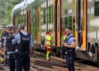 Γερμανία: Πάνω από 3.000 επιθέσεις σε εργαζόμενους τρένων το 2025 – Η δολοφονία ελεγκτή ανοίγει μέτωπο μέτρων
