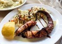 Καθαρά Δευτέρα με «αλμυρό» λογαριασμό: Θαλασσινά και όστρακα ανεβάζουν το κόστος έως 30%