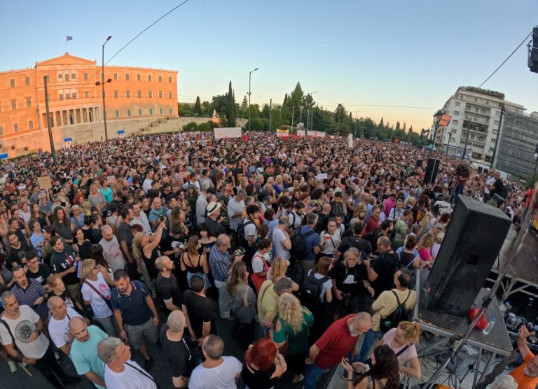 Συλλαλητήριο Τέμπη 2026: 24ωρη απεργία στις 28/2 και συγκεντρώσεις σε Ελλάδα-εξωτερικό