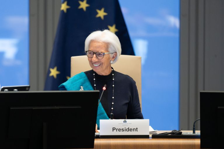 Πώς θα αντιδράσει η ΕΚΤ στην «εισβολή» του δολαρίου και το ισχυρό ευρώ