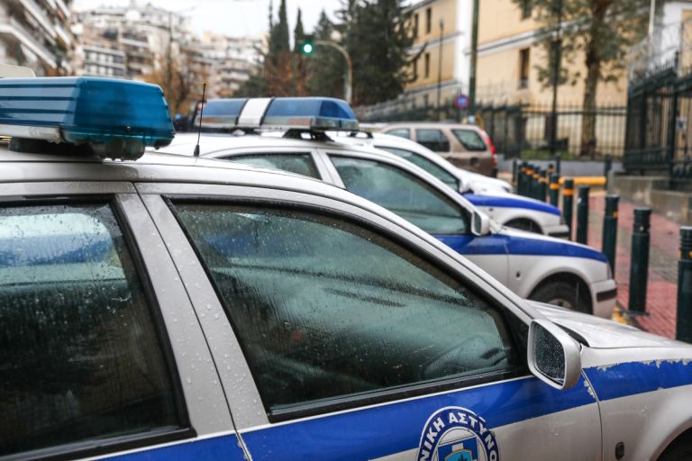 Αίγιο: Σύλληψη ιδιοκτήτη καταστήματος για πώληση αλκοόλ σε 17χρονη