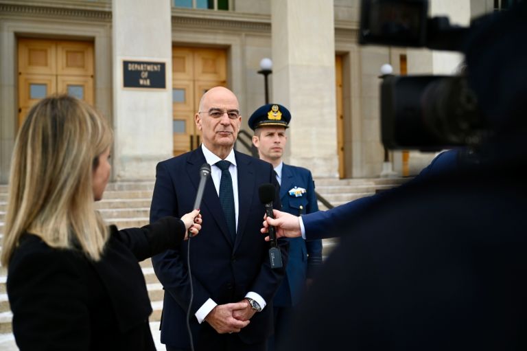 Δένδιας από Ουάσινγκτον: Η «Γαλάζια Πατρίδα» δεν βοηθά στον διάλογο με την Τουρκία