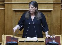 Χάνονται βίντεο, χάνονται ευθύνες: η Κωνσταντοπούλου δείχνει ευθέως το Μαξίμου