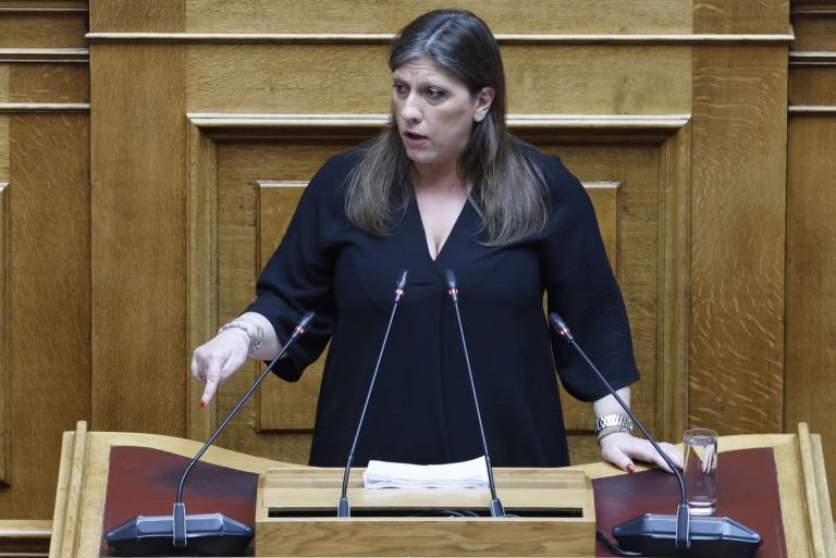 Χάνονται βίντεο, χάνονται ευθύνες: η Κωνσταντοπούλου δείχνει ευθέως το Μαξίμου