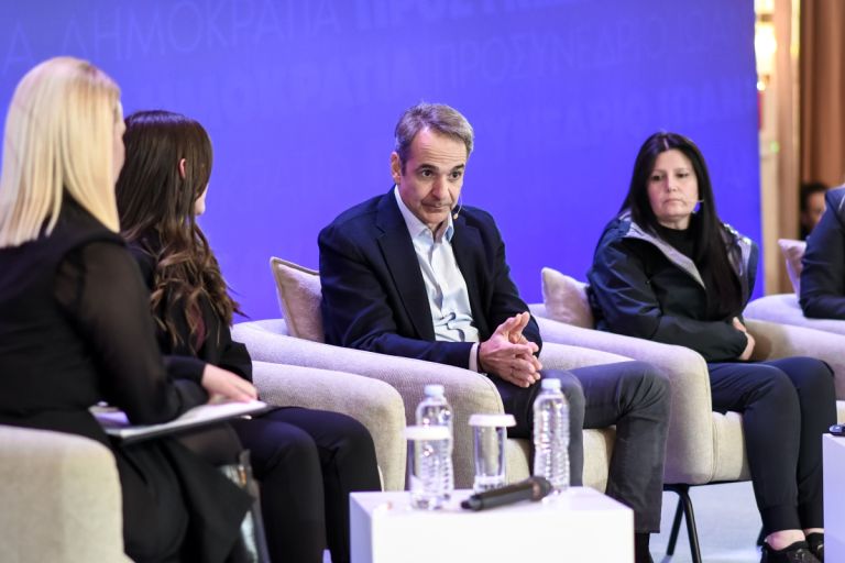 Μητσοτάκης: Ανοικτό το ενδεχόμενο ένταξης υγειονομικών στα βαρέα και ανθυγιεινά