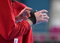 Ολυμπιακός: Ο ειδικός νάρθηκας του Μιλουτίνοβ και η μάχη με τον χρόνο