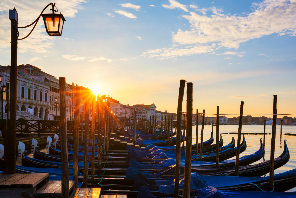 Ιταλία: Η Βενετία βυθίζεται για 15 ημέρες στη μαγεία του Καρναβαλιού