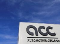 ACC: «Στο ράφι» τα gigafactories σε Ιταλία και Γερμανία καθώς φρενάρει η αγορά EV