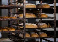 ΕΕΠΑΖ: Πάνω από 3.000 «λουκέτα» σε 30 μήνες – SOS για φούρνους και ζαχαροπλαστεία