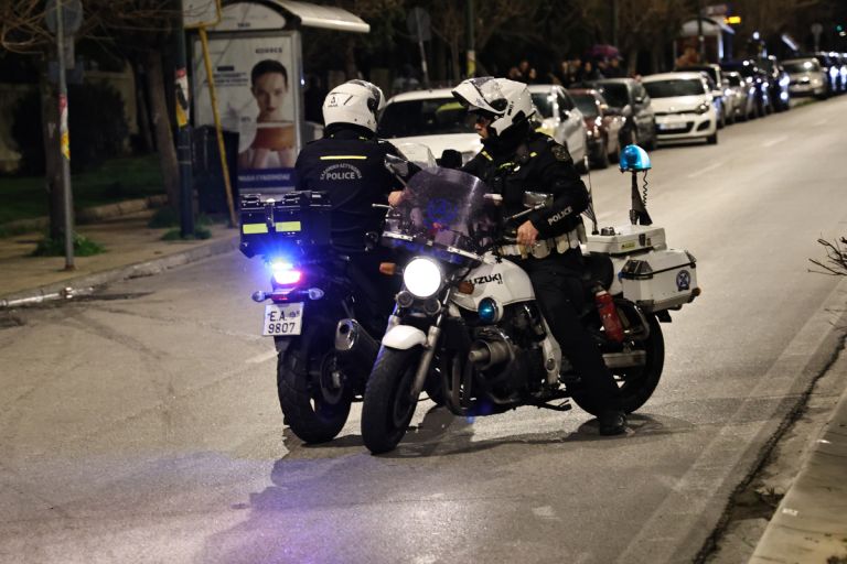 Κόντρες στην Αττική με βίντεο στα social: Συνελήφθη 30χρονος οδηγός, κατασχέθηκε το αυτοκίνητο