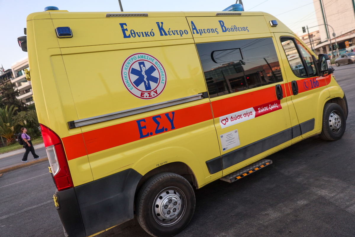 Σοβαρό τροχαίο στο Ηράκλειο: Φορτηγό παρέσυρε πεζή στο Γιόφυρο