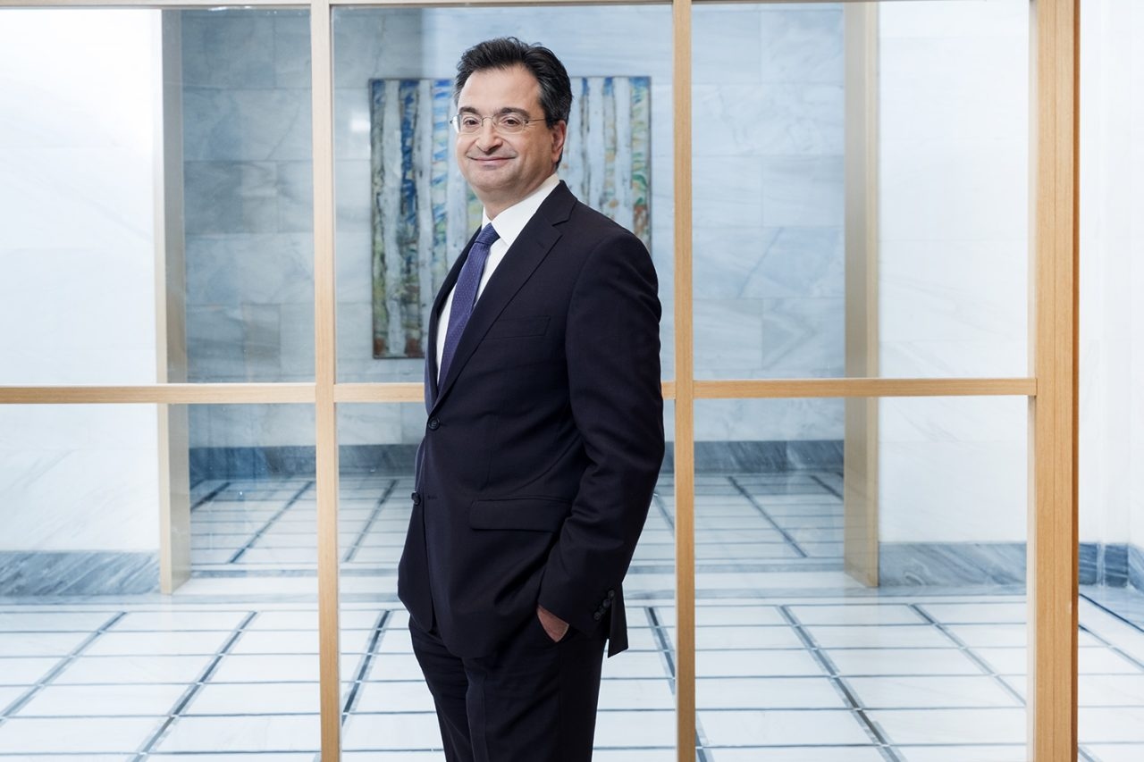 Καραβίας και Eurobank: Περιφερειακός Ηγέτης σε Στόχαστρο Εξαγορών