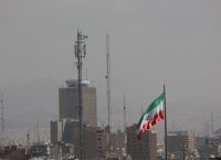 Πόσο κοστίζει ένα αμερικανικό χτύπημα στο Ιράν και γιατί ο λογαριασμός «τρέχει» ήδη