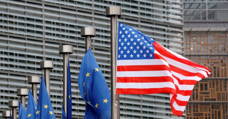 ΕΕ–ΗΠΑ: Πρόταση για «πάγωμα» της συμφωνίας μετά το σοκ των δασμών Τραμπ