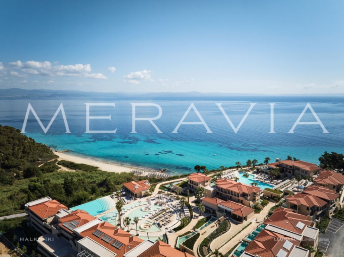 Ανοίγει την Πρωτομαγιά το MERAVIA- Leonardo Limited Edition στη Χαλκιδική