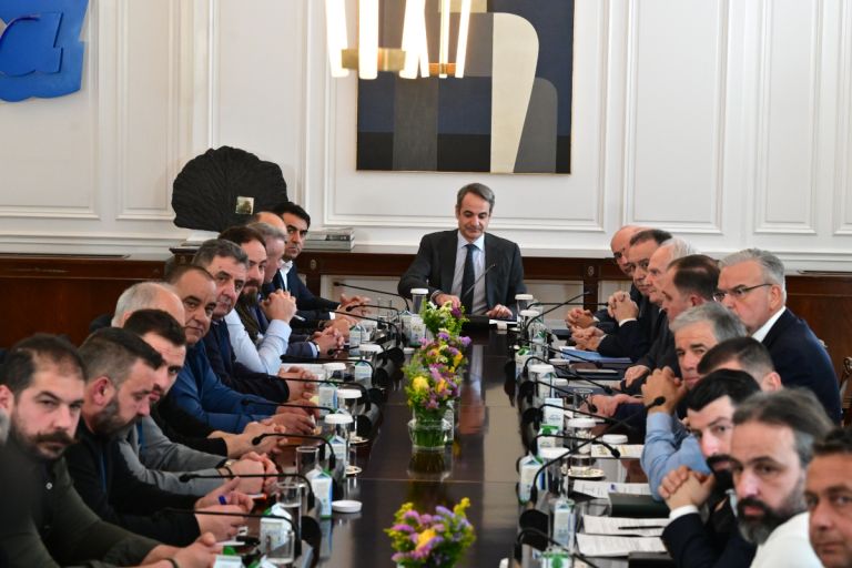 Μητσοτάκης στο Μέγαρο Μαξίμου: Η Ελληνική Κτηνοτροφία Μπαίνει σε Νέα Εποχή!