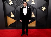 Grammy 2026: «Δεν είμαστε ζώα, είμαστε άνθρωποι και είμαστε Αμερικανοί» – Ο Bad Bunny ξέσπασε κατά της ICE