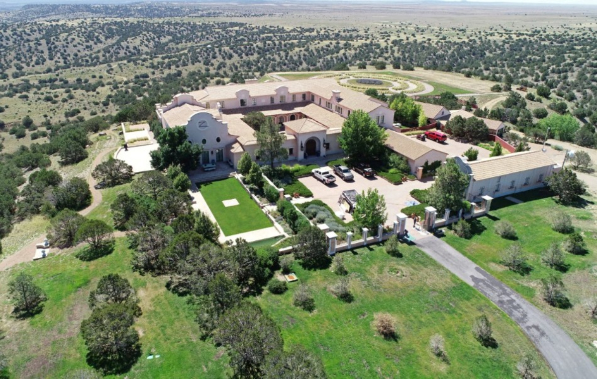 Υπόθεση Έπσταϊν: Το Νέο Μεξικό ερευνά καταγγελία για ταφή δύο κοριτσιών κοντά στο Zorro Ranch