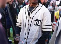 Super Bowl 2026: Τα celebrity outfits που έκλεψαν το show μέσα κι έξω από το γήπεδο