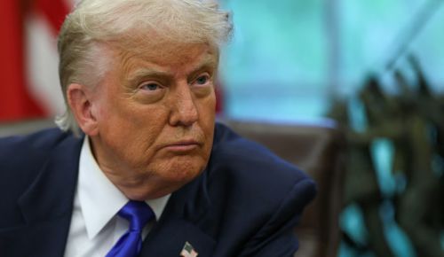 Διεθνές Ενεργειακό «Κράχ»: Ο Τραμπ χλευάζει την αιολική — η Ευρώπη απαντά με υπεράκτιο υπερόπλο 100 GW