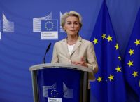 Φον ντερ Λάιεν: «Ώρα για ευρωπαϊκή ρήτρα συλλογικής άμυνας» – Το μήνυμα από το Μόναχο