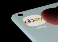 eBay: Κόβει 6% των θέσεων εργασίας και «πατάει γκάζι» στην τεχνητή νοημοσύνη