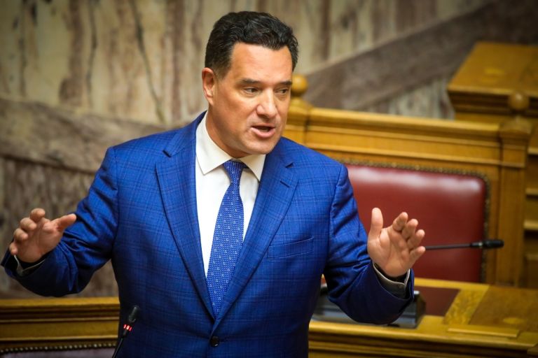 Άδωνις: «Το ΕΣΥ Πήρε 4,2 – Οι Πολίτες Απαντούν Στους Μηδενιστές» [vid,pics]