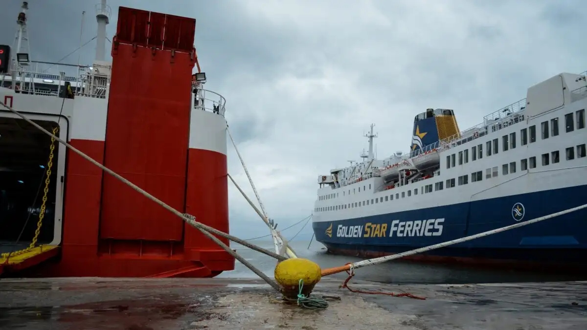 Απαγορευτικό απόπλου: Σε ποια λιμάνια είναι δεμένα τα πλοία,τι ισχύει για τα ακτοπλοϊκά εισιτήρια
