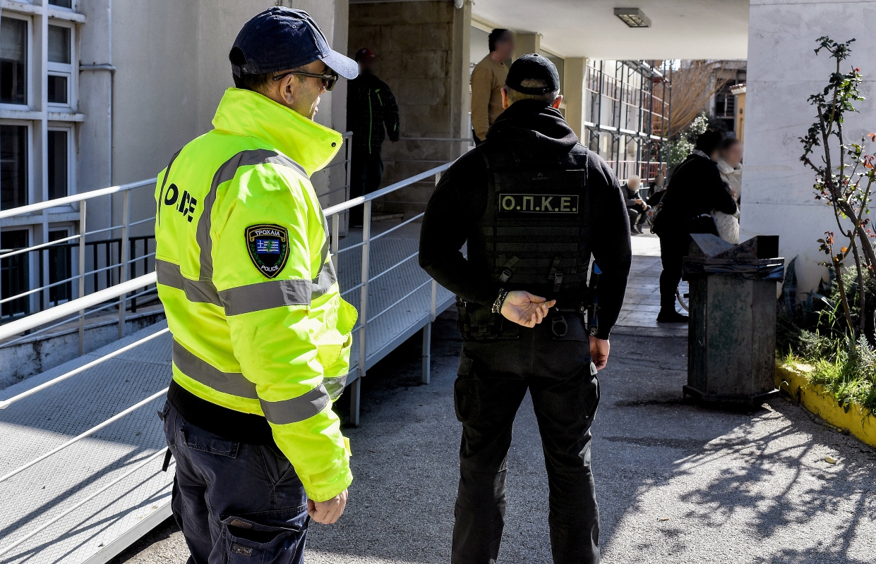 Δολοφονία 17χρονου στο Λουτράκι: 16 ετών ο δράστης που συνελήφθη – «Είμαι αυτός που ψάχνετε για το μαχαίρωμα»