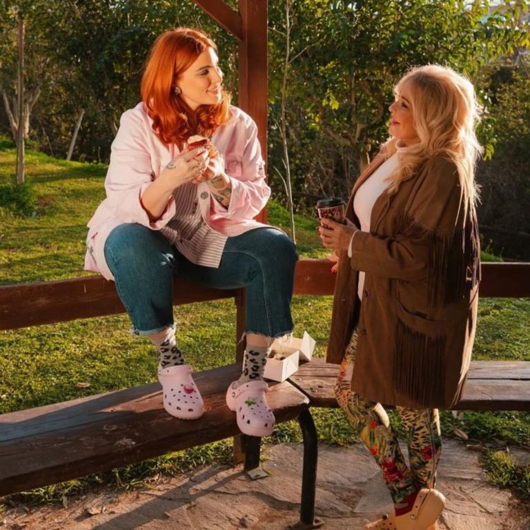 Μπέσσυ Αργυράκη για Νικόλιζα: «Βρέθηκε κάποιος στη ζωή της που ξέχασε να της πει ότι ήταν παντρεμένος»