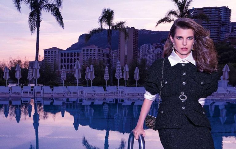 Η Charlotte Casiraghi υπογράφει το «La fêlure» και αποκαλύπτει τις ρωγμές της