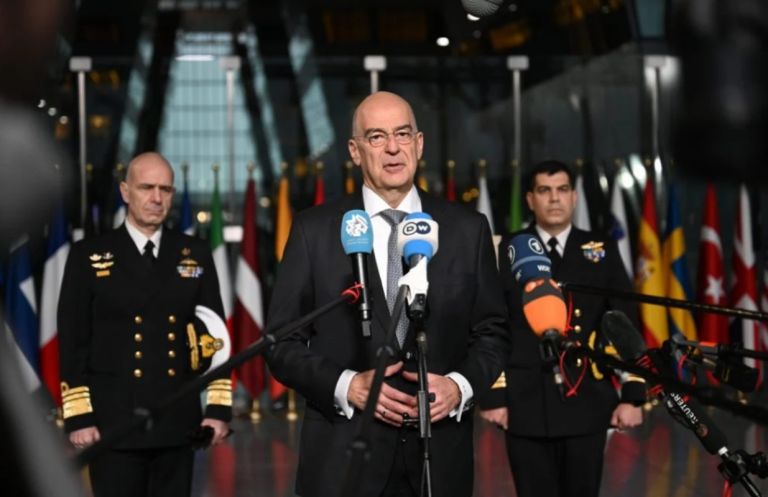 «Ασπίδα του Αχιλλέα» και «Ατζέντα 2030»: Ο Δένδιας στέλνει ισχυρό μήνυμα στο ΝΑΤΟ και την Ευρώπη