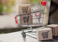 Εμπόριο «αιμορραγεί» με 5,8 δισ. μικροδέματα – Social media ως «Δούρειος ίππος» στην Ε.Ε.