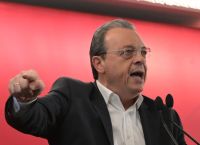 Ο Φάμελλος καταγγέλλει «καθεστώς διαφθοράς» και αφανισμό της περιφέρειας