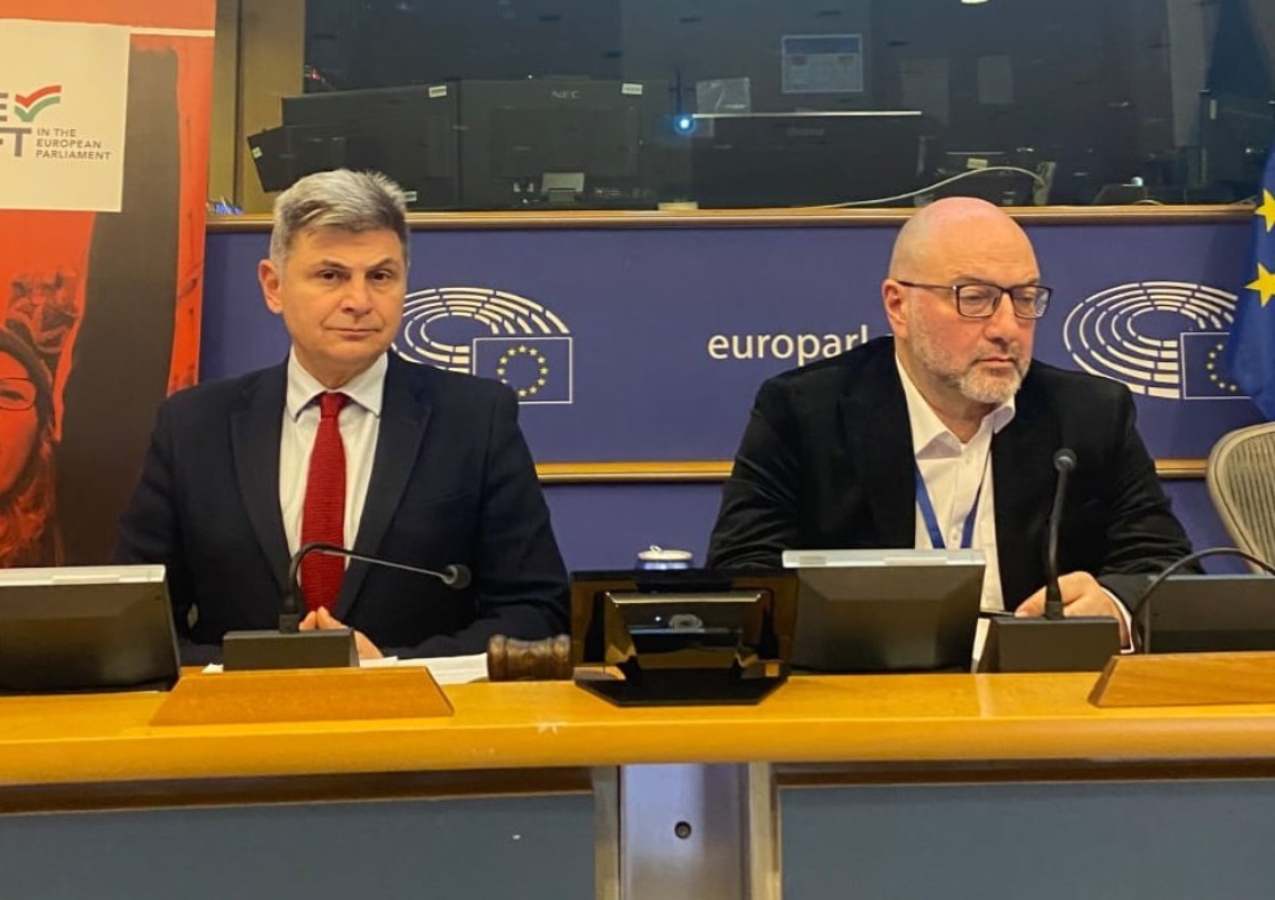 Αρναούτογλου – Φαραντούρης για τους κλιματικούς πρόσφυγες: “Έρχονται και από την Ελλάδα μετά τον Daniel”