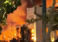 Τρόμος στο Ντουμπάι: Ιρανικό χτύπημα σε πολυτελές ξενοδοχείο – Τέσσερις τραυματίες [vid]