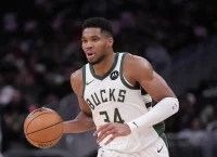 Γιάννης Αντετοκούνμπο: «Είμαι αφοσιωμένος στους Μπακς, αυτή είναι η ομάδα μου και την αγαπώ»