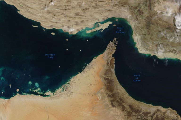 Hormuz Strait “Closed”: Iran Escalates, Global Shipping on High Alert