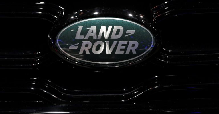 Range Rover: Από το σκίτσο στην άμμο στο SUV-σύμβολο της παγκόσμιας πολυτέλειας