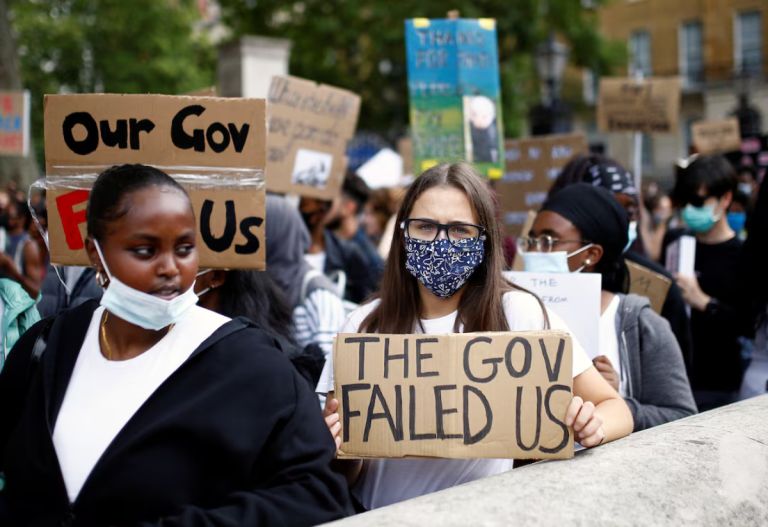 Βρετανία: Πολιτική σύγκρουση για τα ιδιωτικά ειδικά σχολεία και το κόστος του SEND