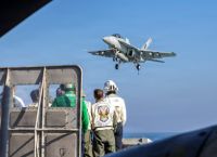 Ιράν – Σε Κρίσιμη Καμπή: Πόλεμος ή Διπλωματία; Οι Ισορροπίες Τραμπ, το «Παράθυρο» Συμφωνίας και η Γενεύη