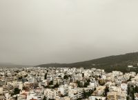 Αφρικανική Σκόνη Σαρώνει τη Χώρα – Ποιες Περιοχές Μπαίνουν στο «Κόκκινο»