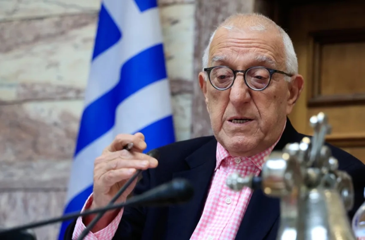 Κακλαμάνης: ΝΔ δύσκολα αυτοδυναμία, κρίσιμη η στάση ΠΑΣΟΚ, πολιτικό παιχνίδι Σαμαρά και Δένδια