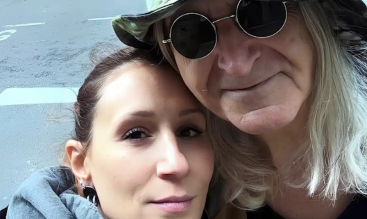 «Θα Τρελαθείς!» Ο Γιος Φερεντίνου – Καρβέλα Είναι Ίδιος Μοντέλο και το Διαδίκτυο Δεν Πιστεύει στα Μάτια του