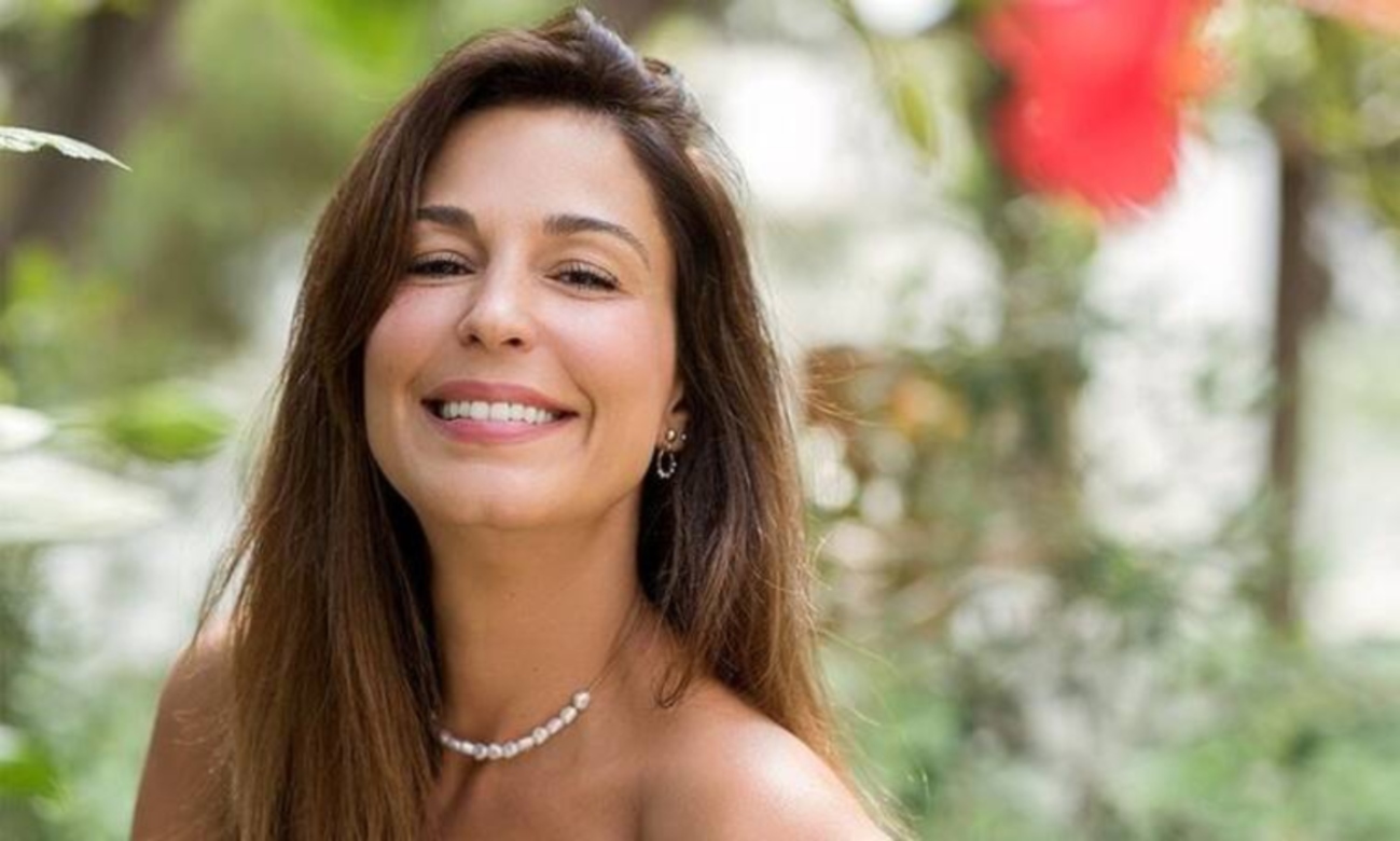 Παπουτσάκη: Δεν απαγορεύεται ο έρωτας σε μια χωρισμένη 47χρονη μητέρα, απλώς είναι πρακτικά πιο δύσκολο