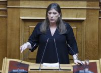 Επίθεση Κωνσταντοπούλου μετά τη μήνυση σε Γεωργιάδη: Να ζητήσει παραιτήσεις ή να παραιτηθεί ο πρωθυπουργός