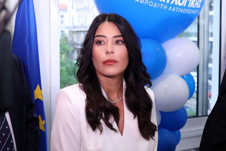 Η Λατινοπούλου ζητάει «θανατική ποινή για λαθροδιακινητές» – Βελόπουλος την «μπαρμπά-ξερόλα»